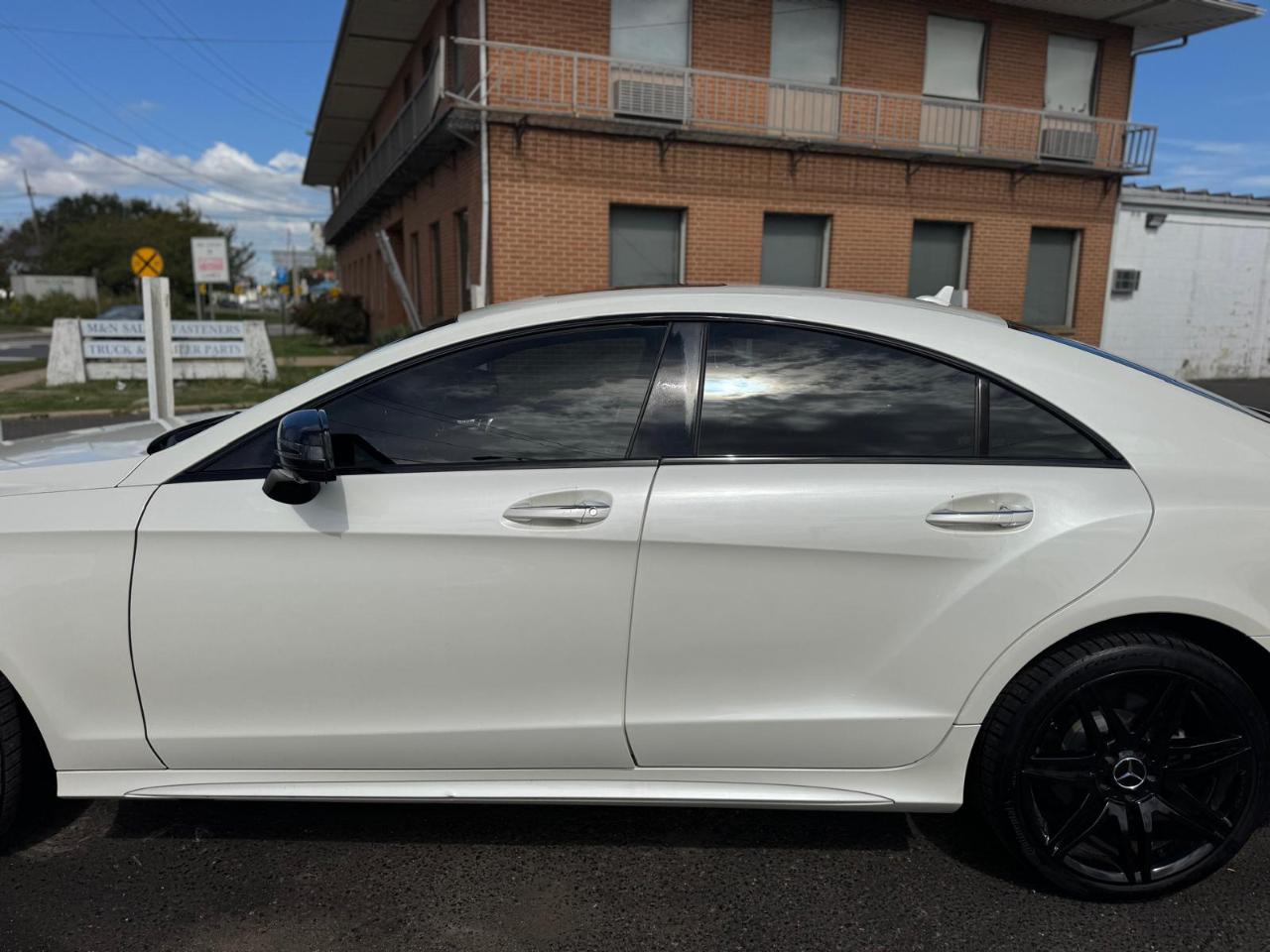 Mercedes-Benz CLS 4dr Sdn CLS 550 4MATIC 2016