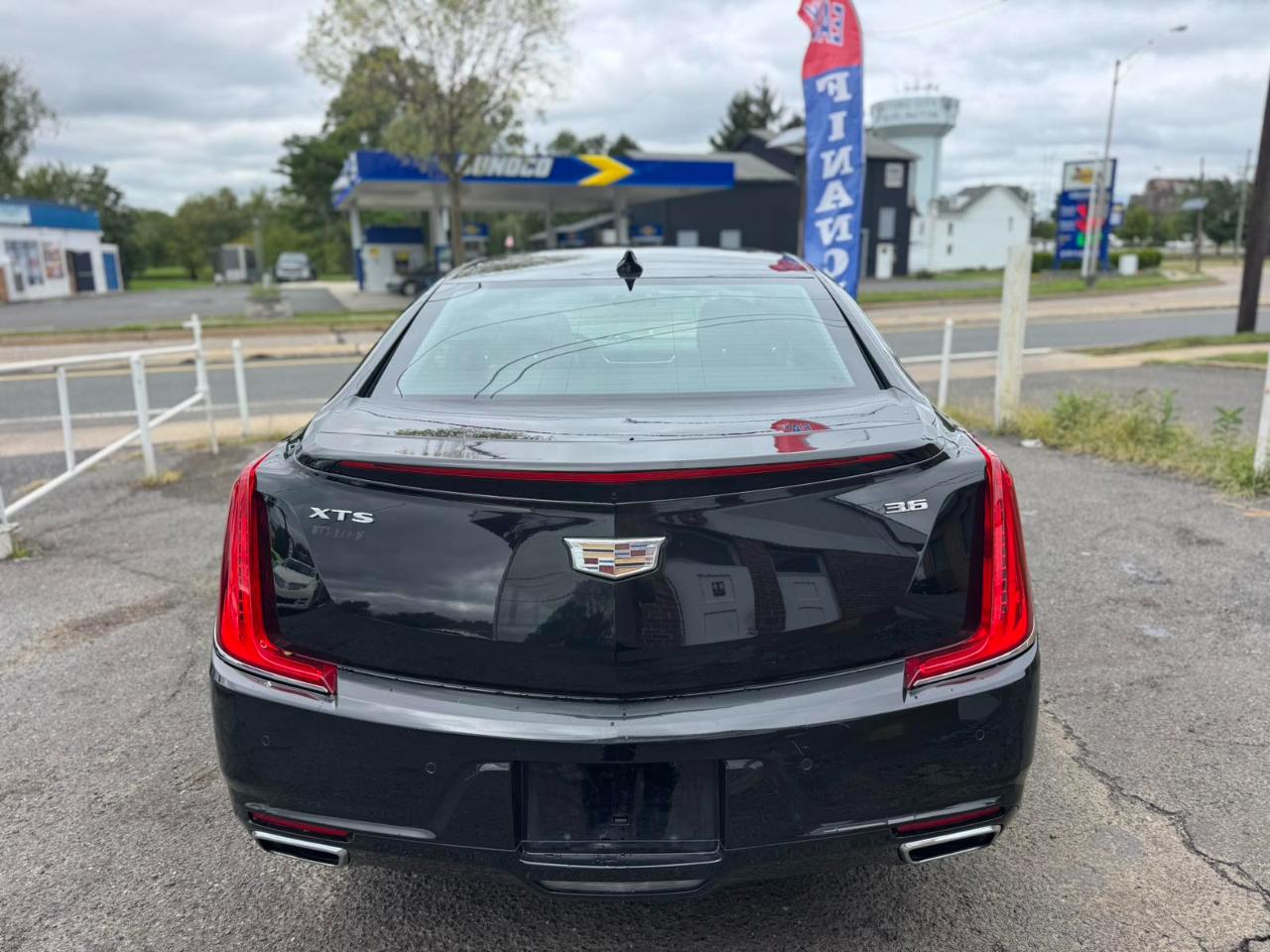 Cadillac XTS 4dr Sdn Luxury FWD 2018