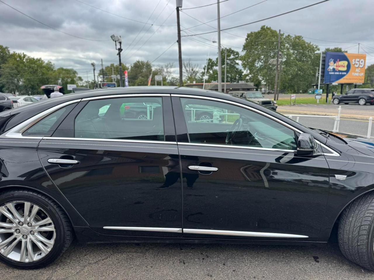 Cadillac XTS 4dr Sdn Luxury FWD 2018