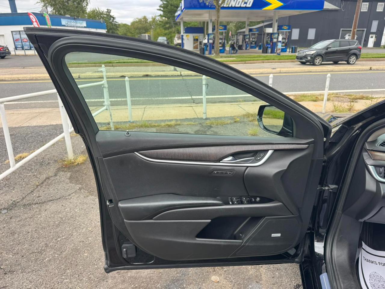 Cadillac XTS 4dr Sdn Luxury FWD 2018