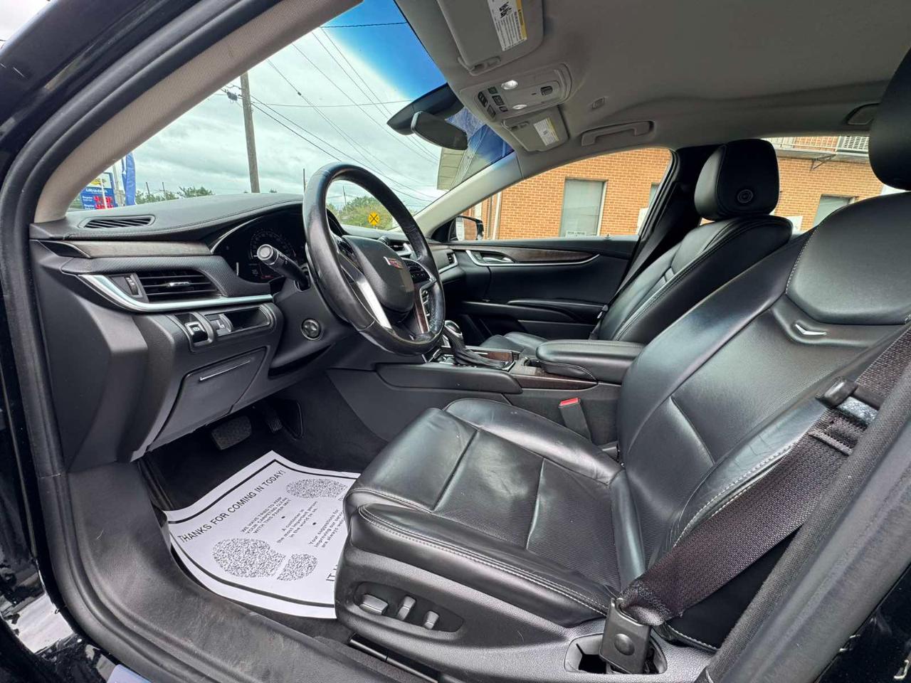 Cadillac XTS 4dr Sdn Luxury FWD 2018
