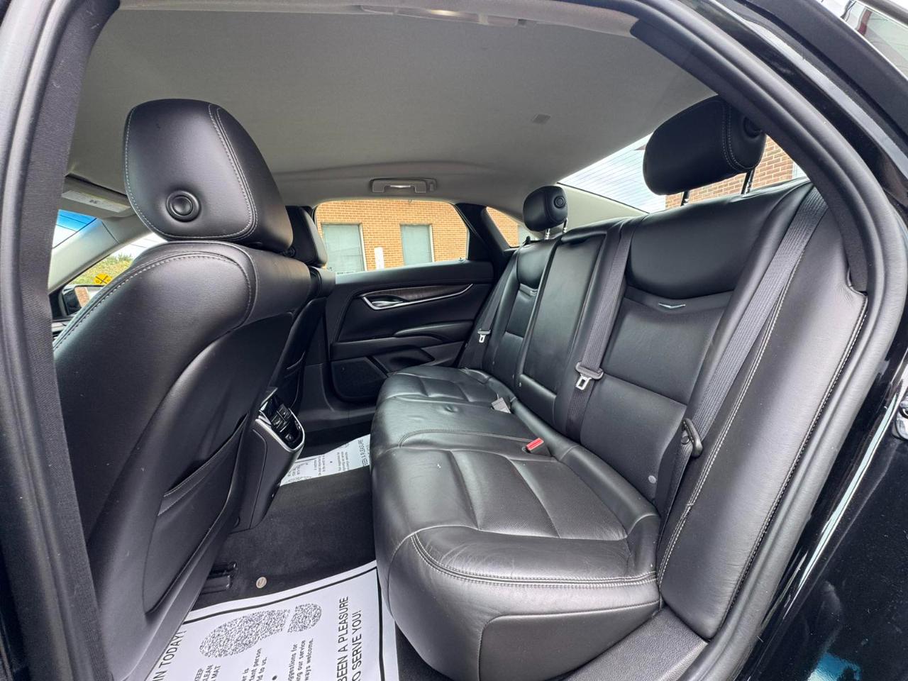 Cadillac XTS 4dr Sdn Luxury FWD 2018