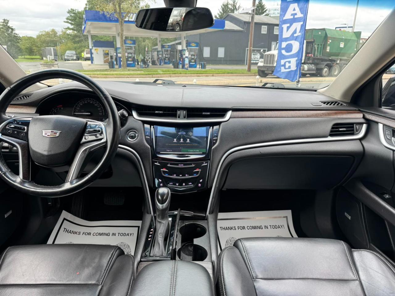 Cadillac XTS 4dr Sdn Luxury FWD 2018