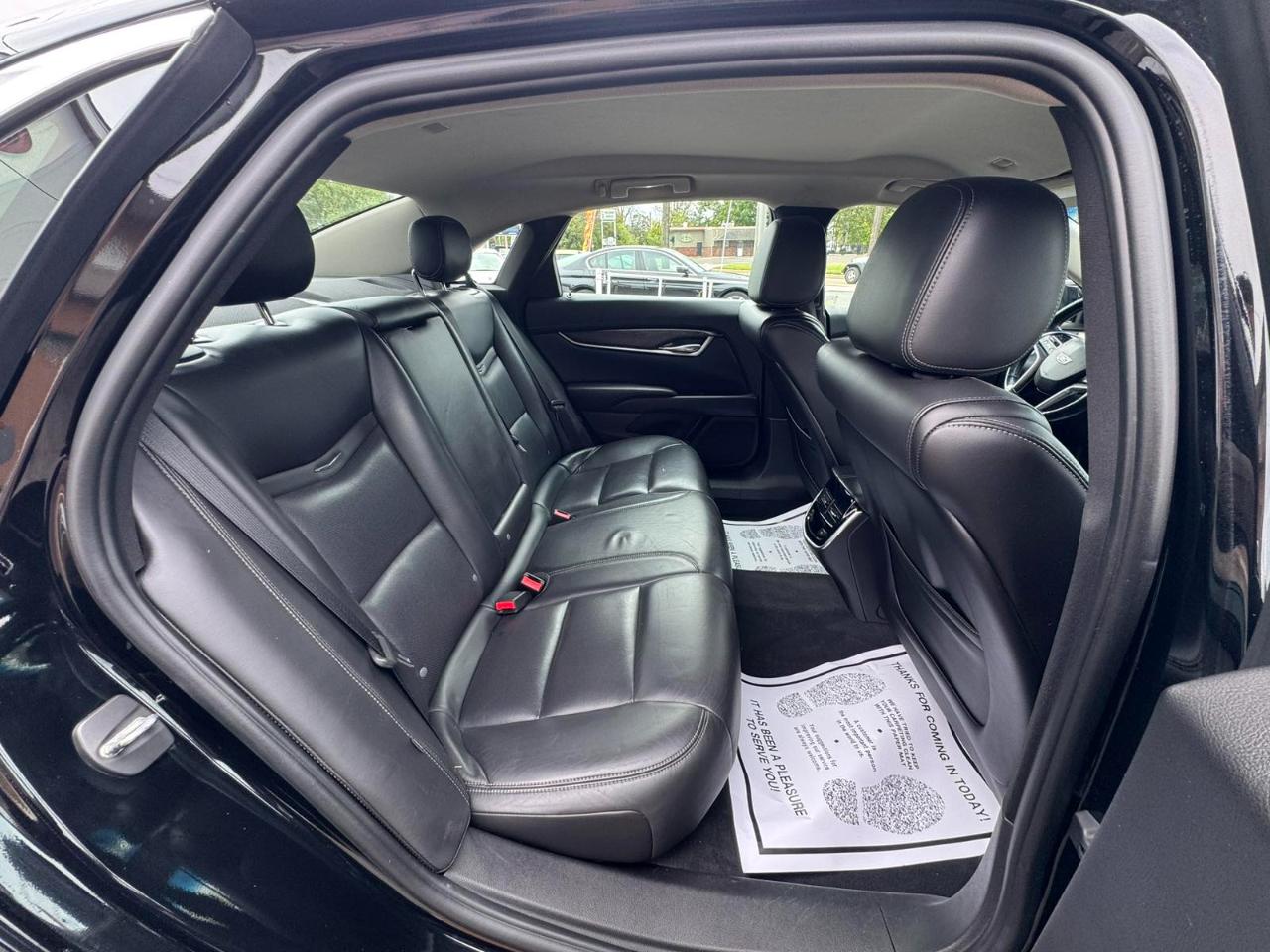 Cadillac XTS 4dr Sdn Luxury FWD 2018