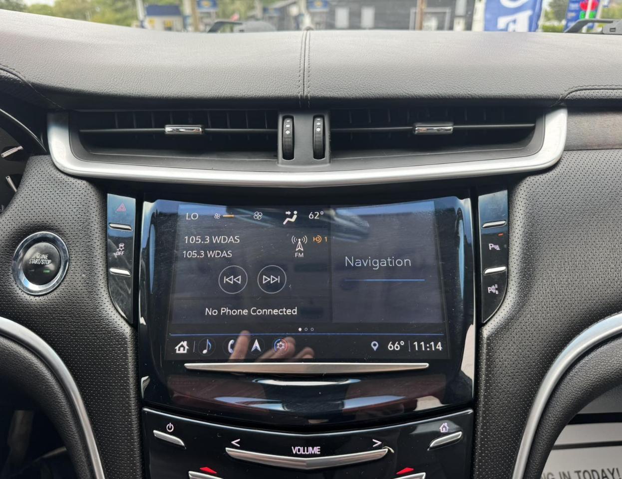 Cadillac XTS 4dr Sdn Luxury FWD 2018