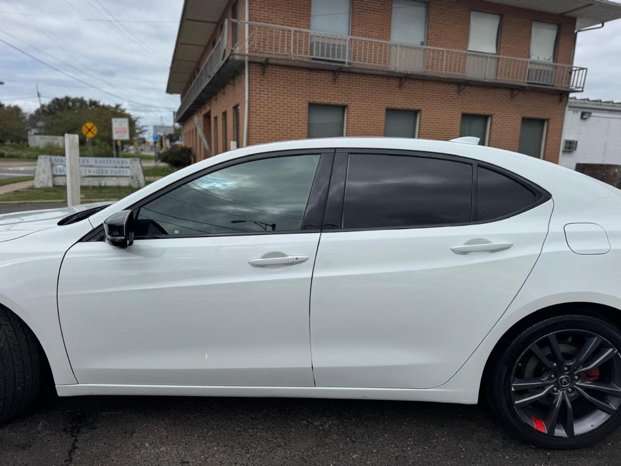 Acura TLX 2.4L FWD 2018