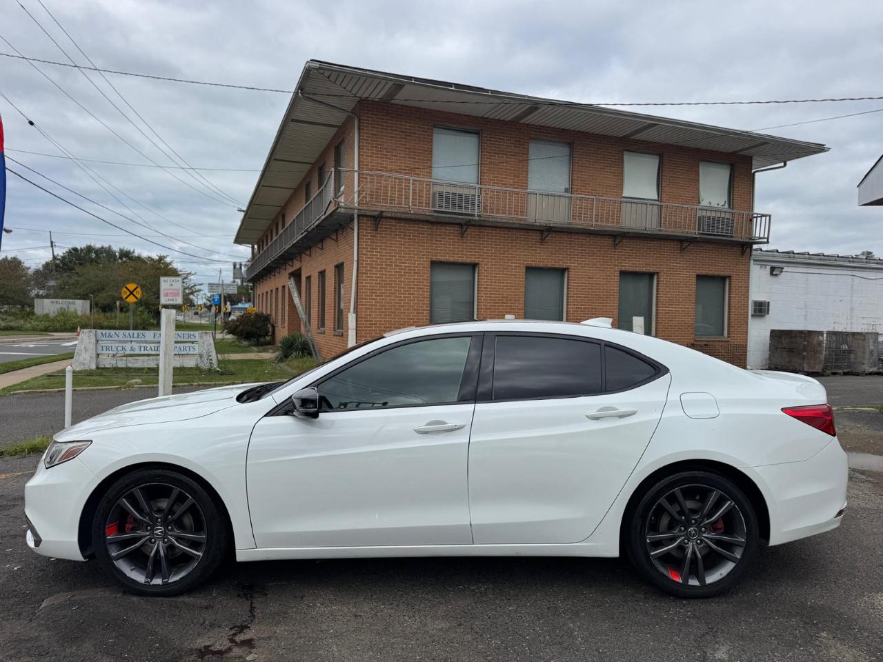 Acura TLX 2.4L FWD 2018