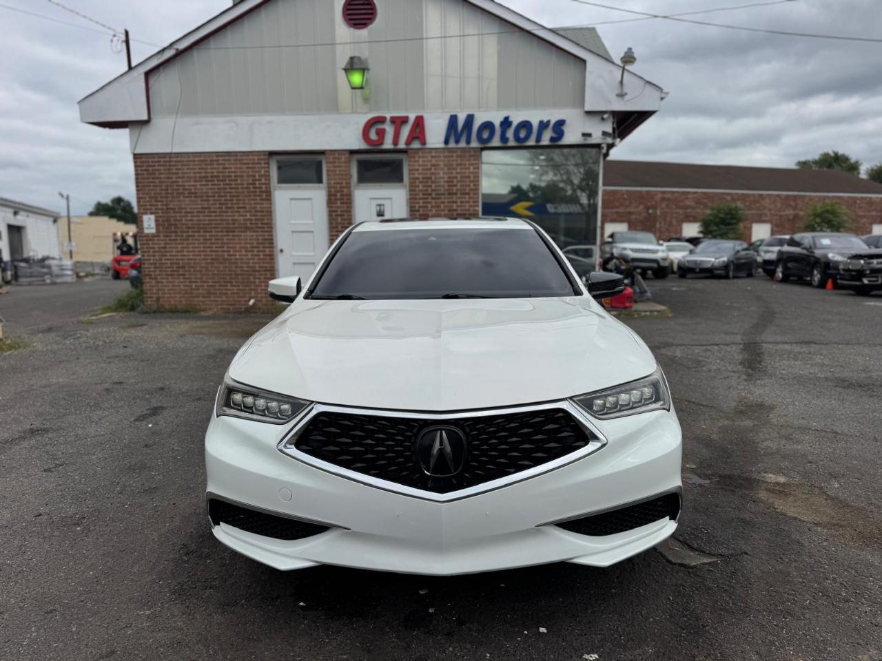 Acura TLX 2.4L FWD 2018