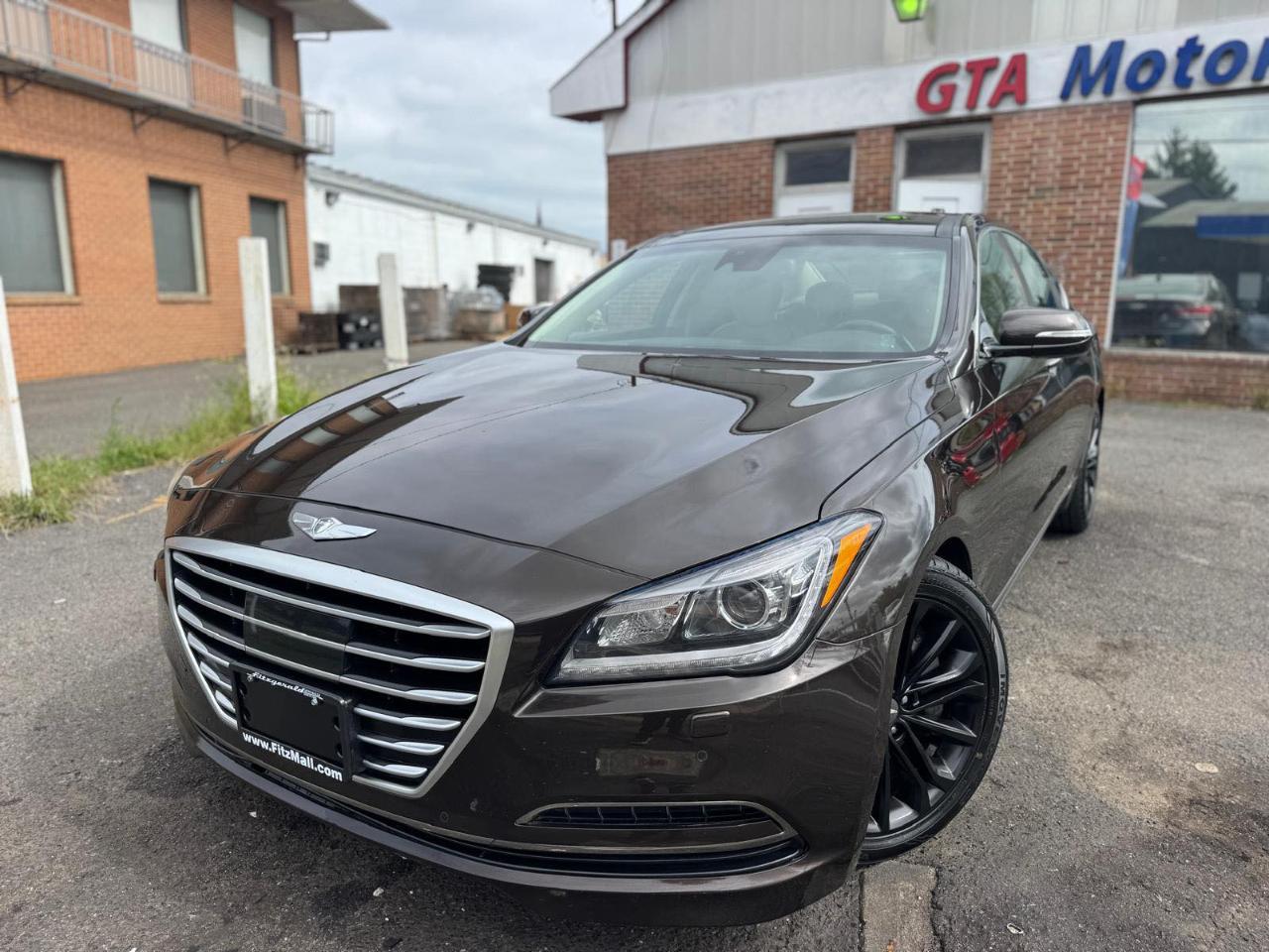 Hyundai Genesis 4dr Sdn V6 3.8L AWD 2015