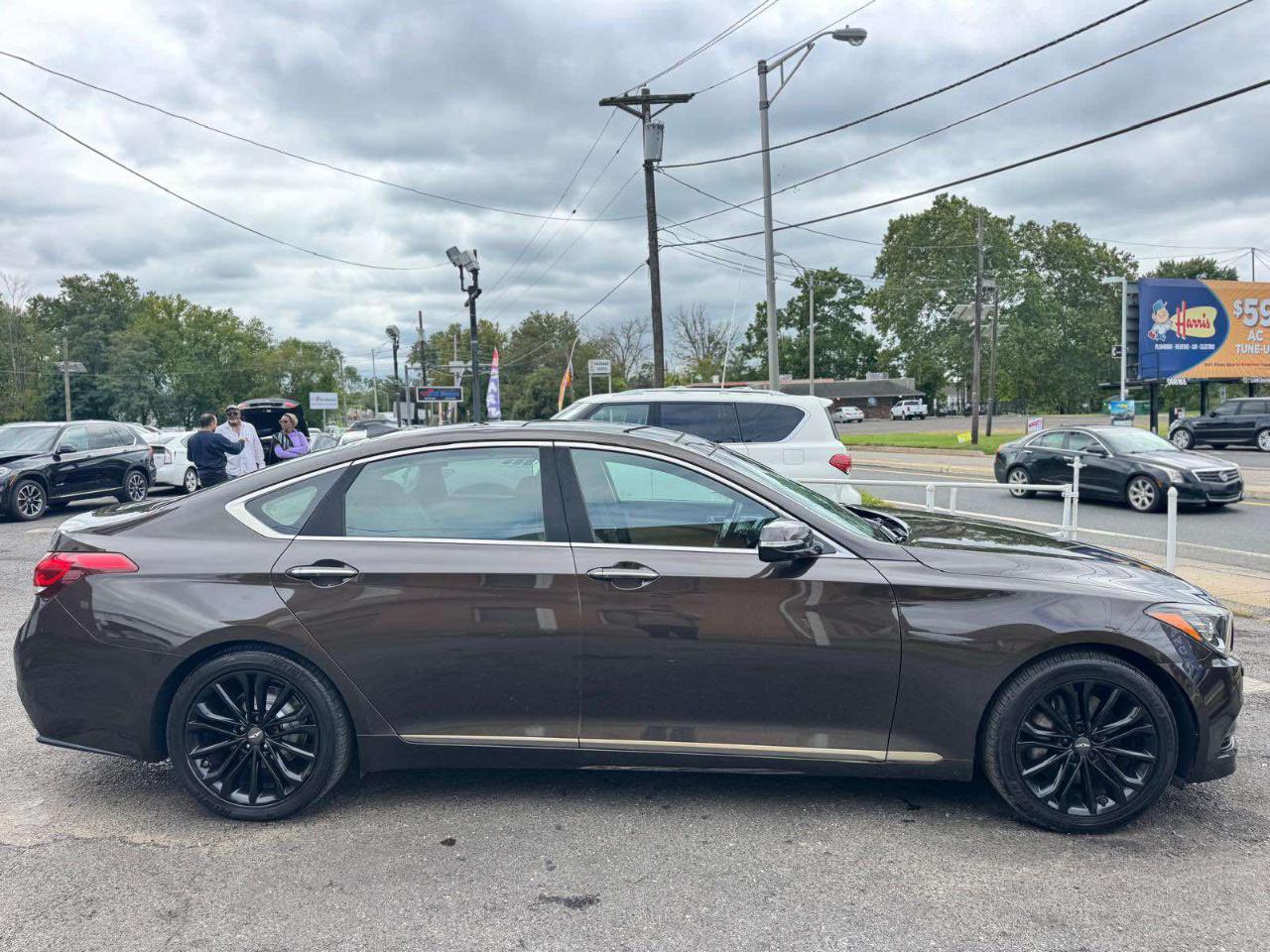Hyundai Genesis 4dr Sdn V6 3.8L AWD 2015
