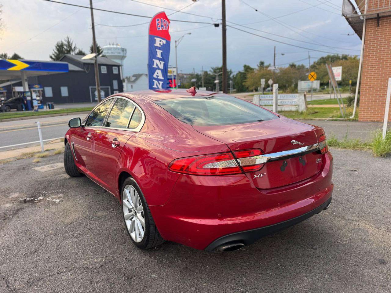 Jaguar XF 4dr Sdn V6 AWD 2013