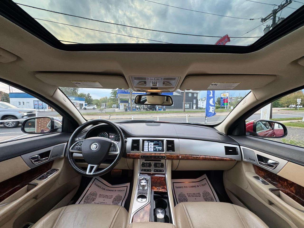 Jaguar XF 4dr Sdn V6 AWD 2013