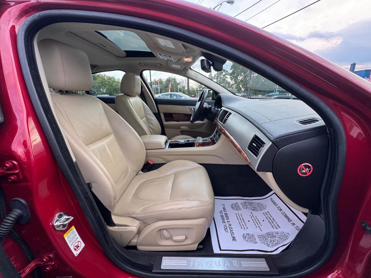 Jaguar XF 4dr Sdn V6 AWD 2013