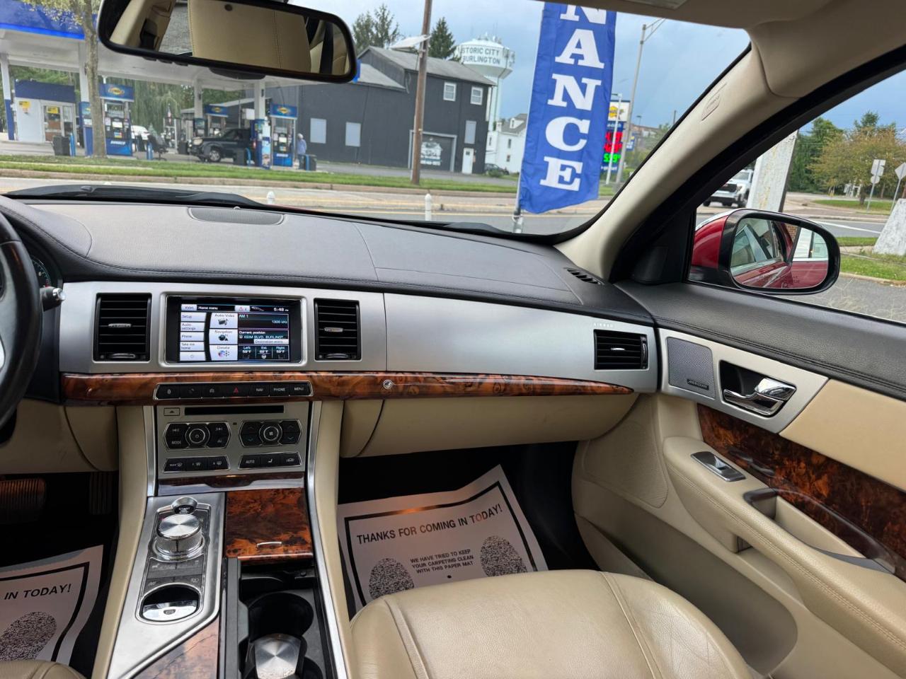 Jaguar XF 4dr Sdn V6 AWD 2013