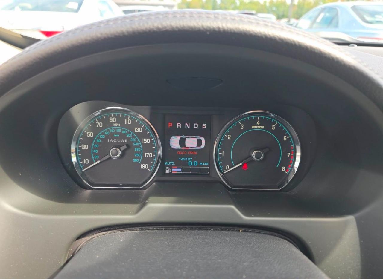 Jaguar XF 4dr Sdn V6 AWD 2013