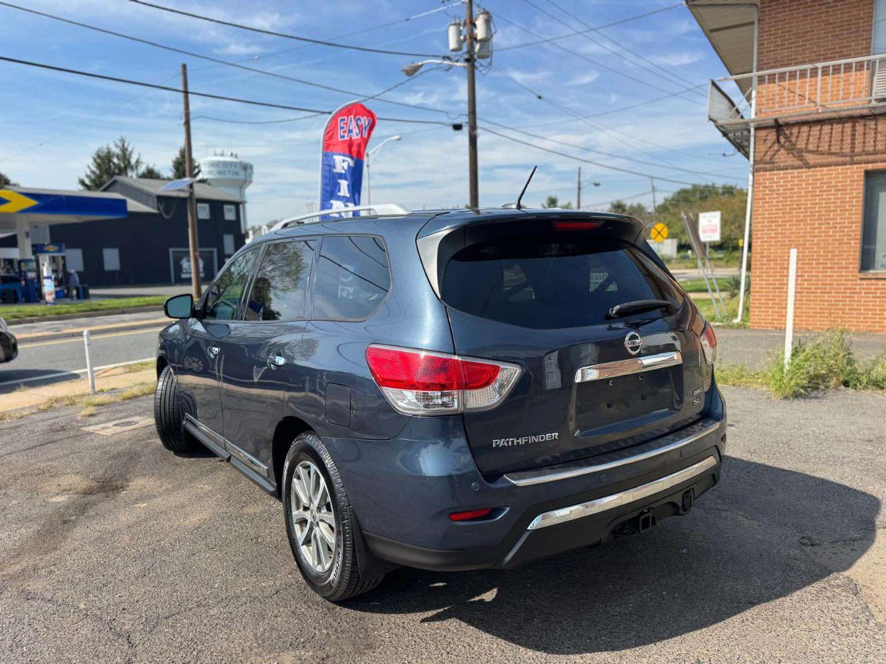 Nissan Pathfinder 4WD 4dr SL 2016