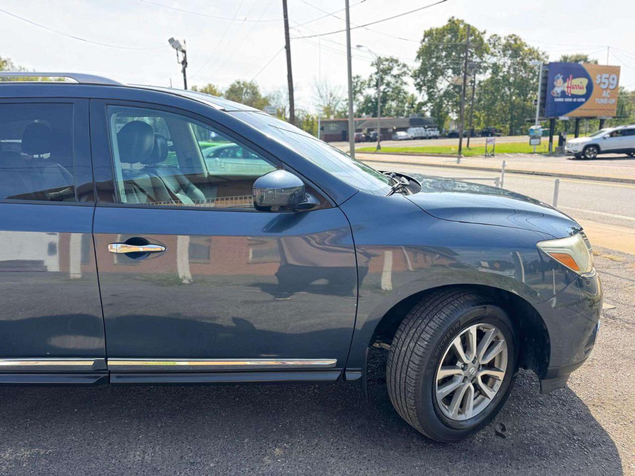Nissan Pathfinder 4WD 4dr SL 2016