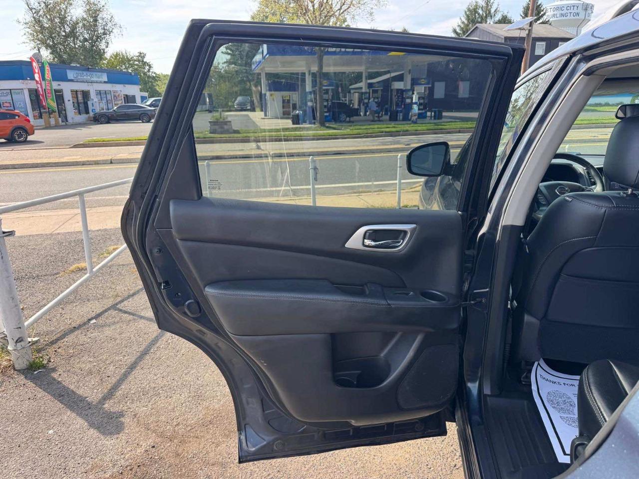 Nissan Pathfinder 4WD 4dr SL 2016