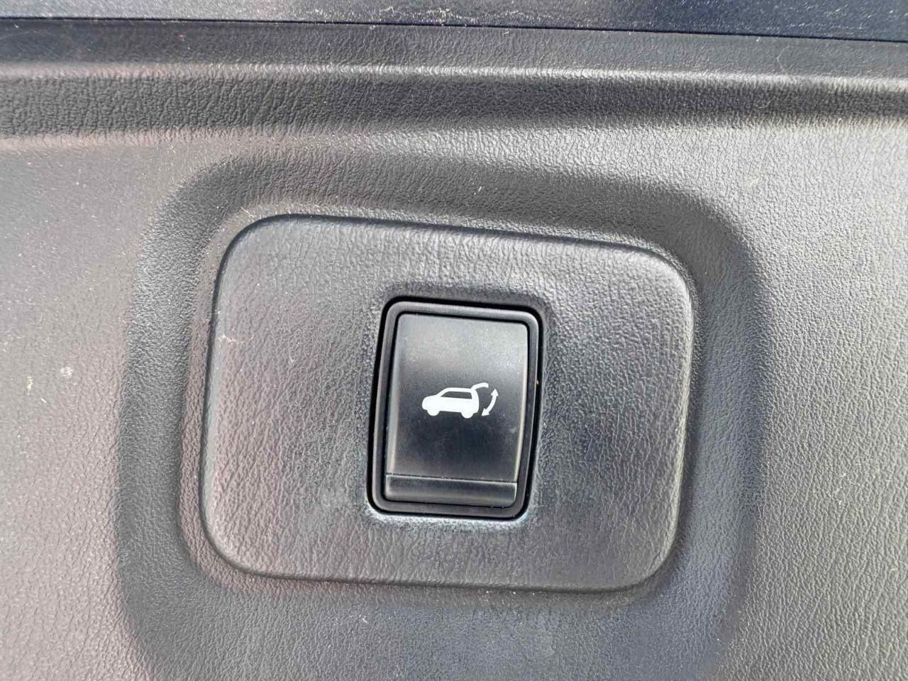 Nissan Pathfinder 4WD 4dr SL 2016