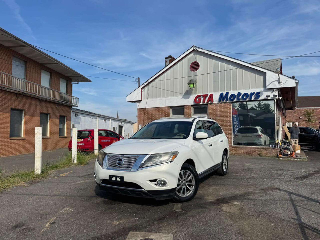 Nissan Pathfinder 4WD 4dr SL 2014