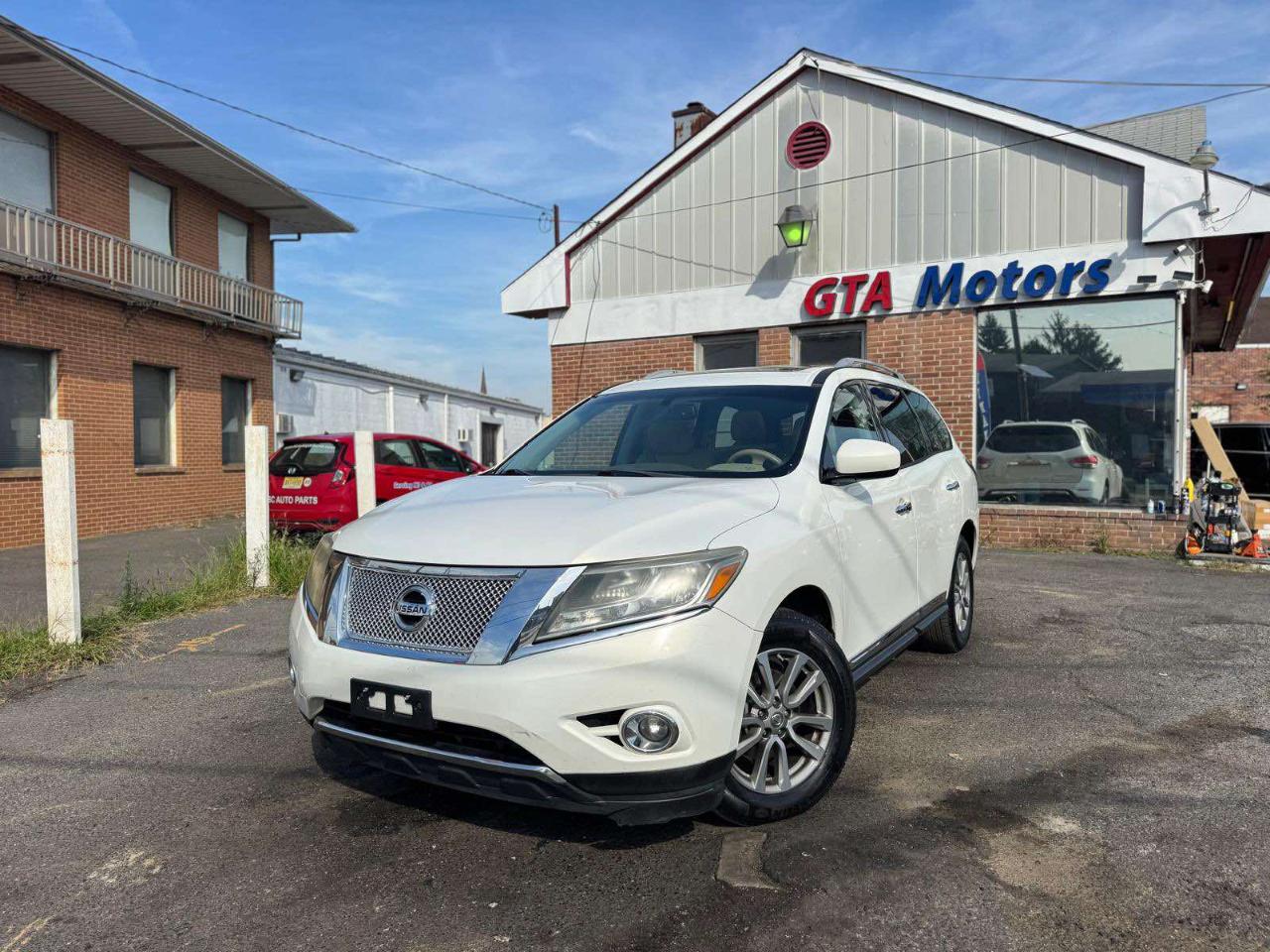 Nissan Pathfinder 4WD 4dr SL 2014