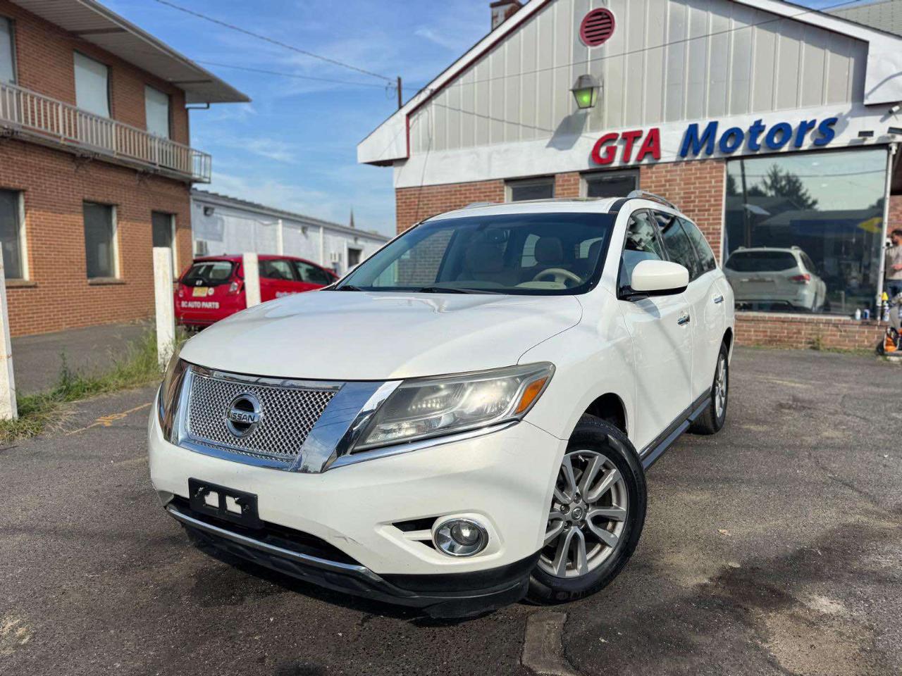 Nissan Pathfinder 4WD 4dr SL 2014