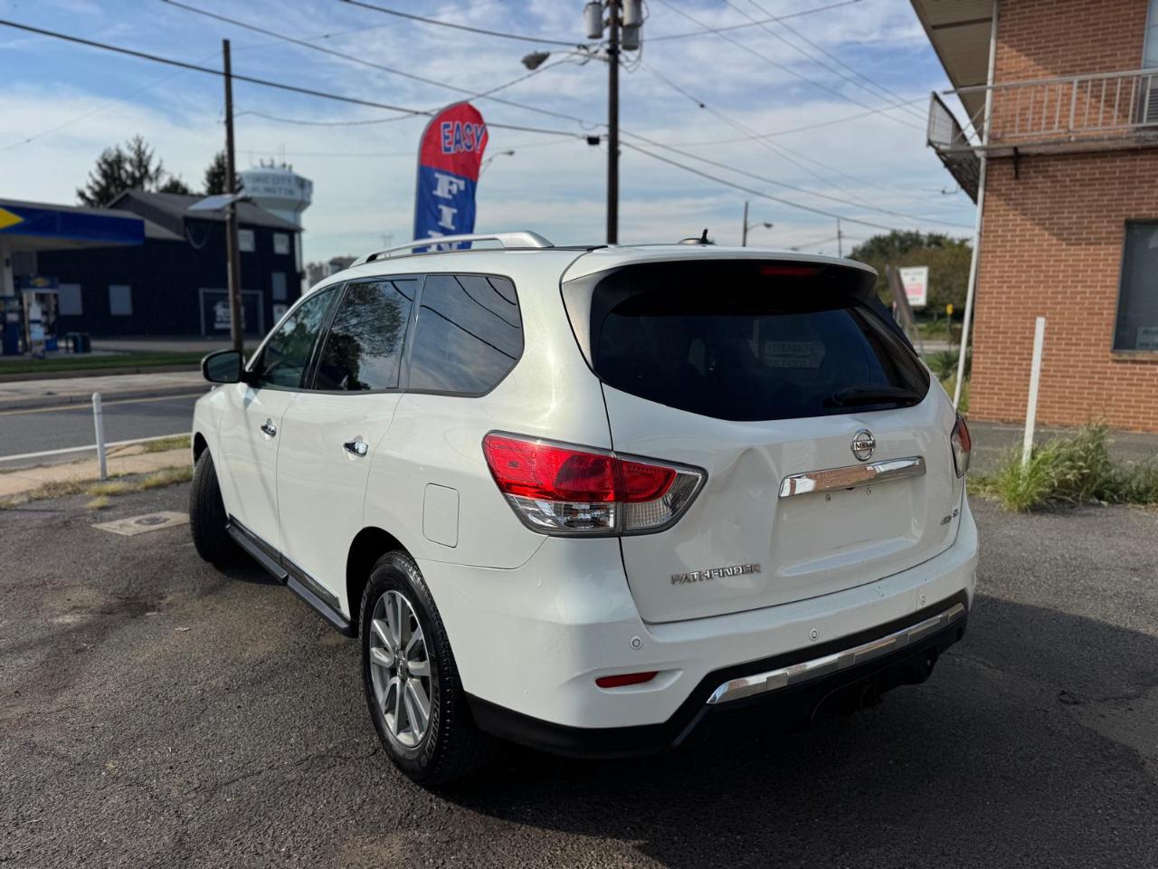 Nissan Pathfinder 4WD 4dr SL 2014