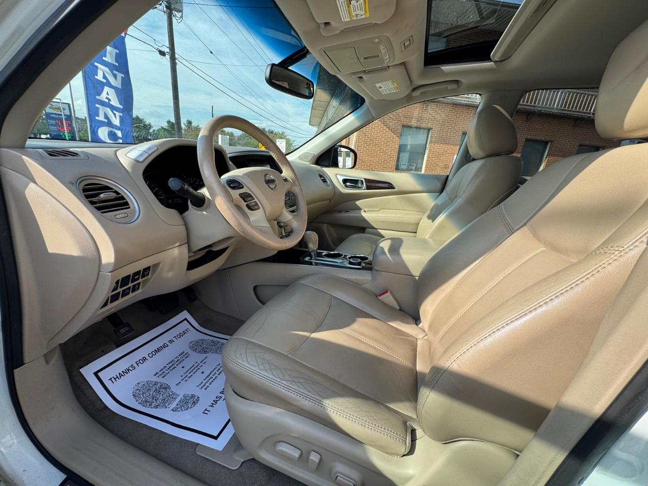 Nissan Pathfinder 4WD 4dr SL 2014