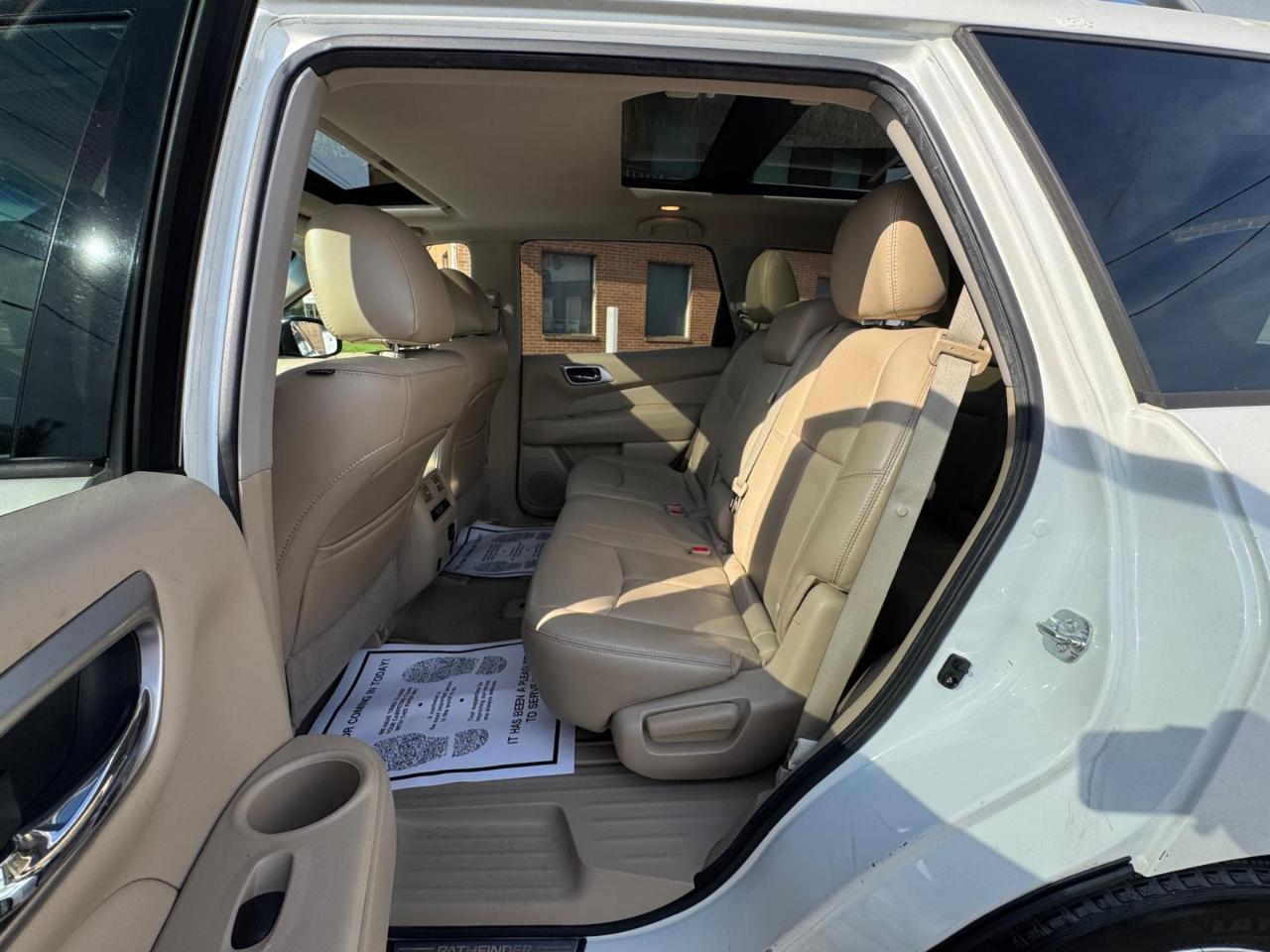 Nissan Pathfinder 4WD 4dr SL 2014
