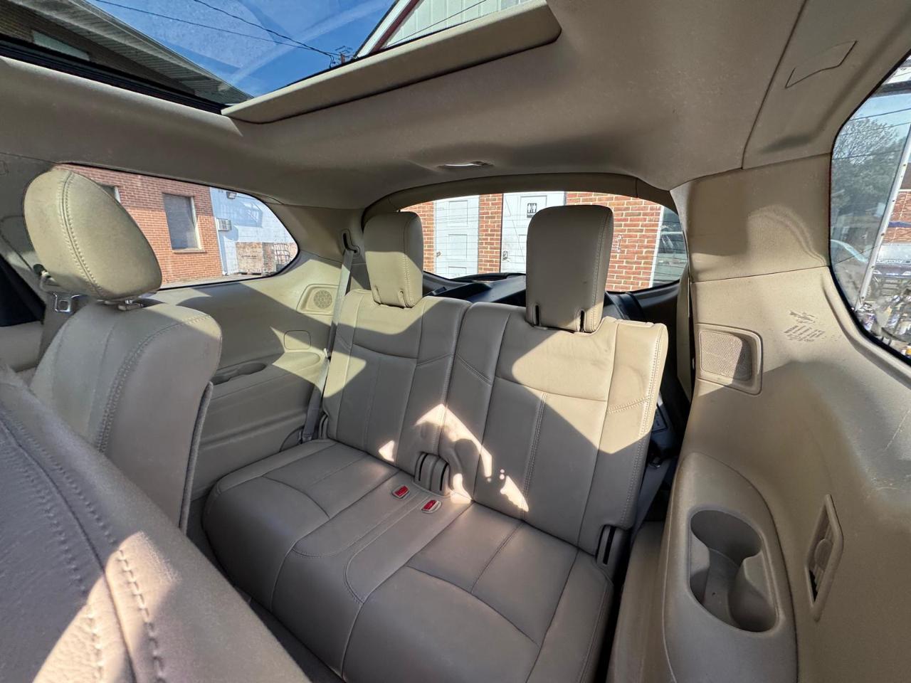 Nissan Pathfinder 4WD 4dr SL 2014