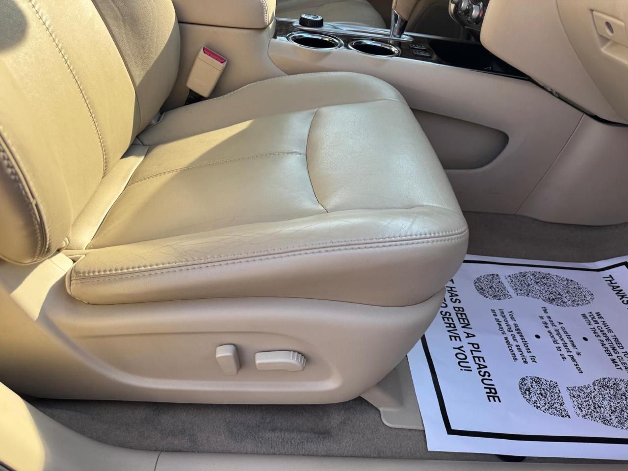 Nissan Pathfinder 4WD 4dr SL 2014