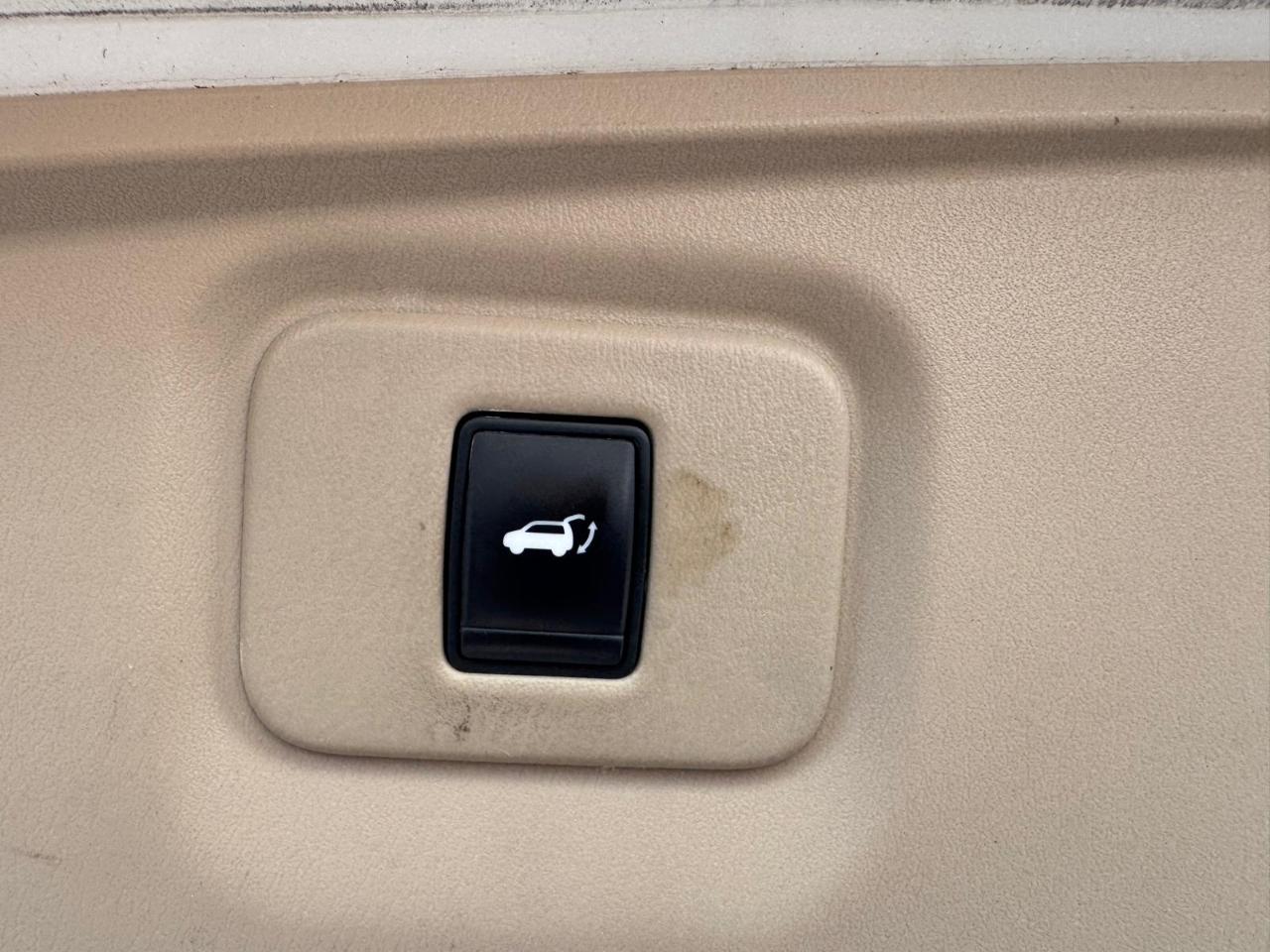 Nissan Pathfinder 4WD 4dr SL 2014