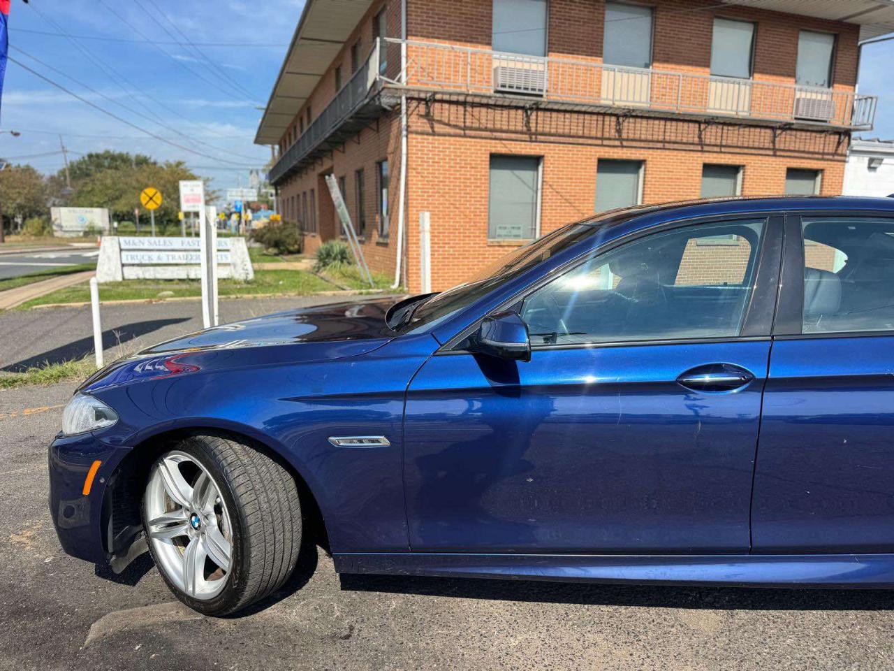 BMW 5 Series 4dr Sdn 535i xDrive AWD 2016