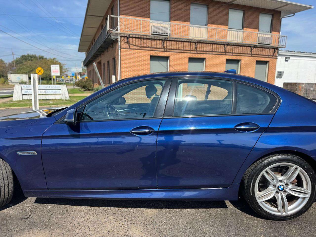 BMW 5 Series 4dr Sdn 535i xDrive AWD 2016