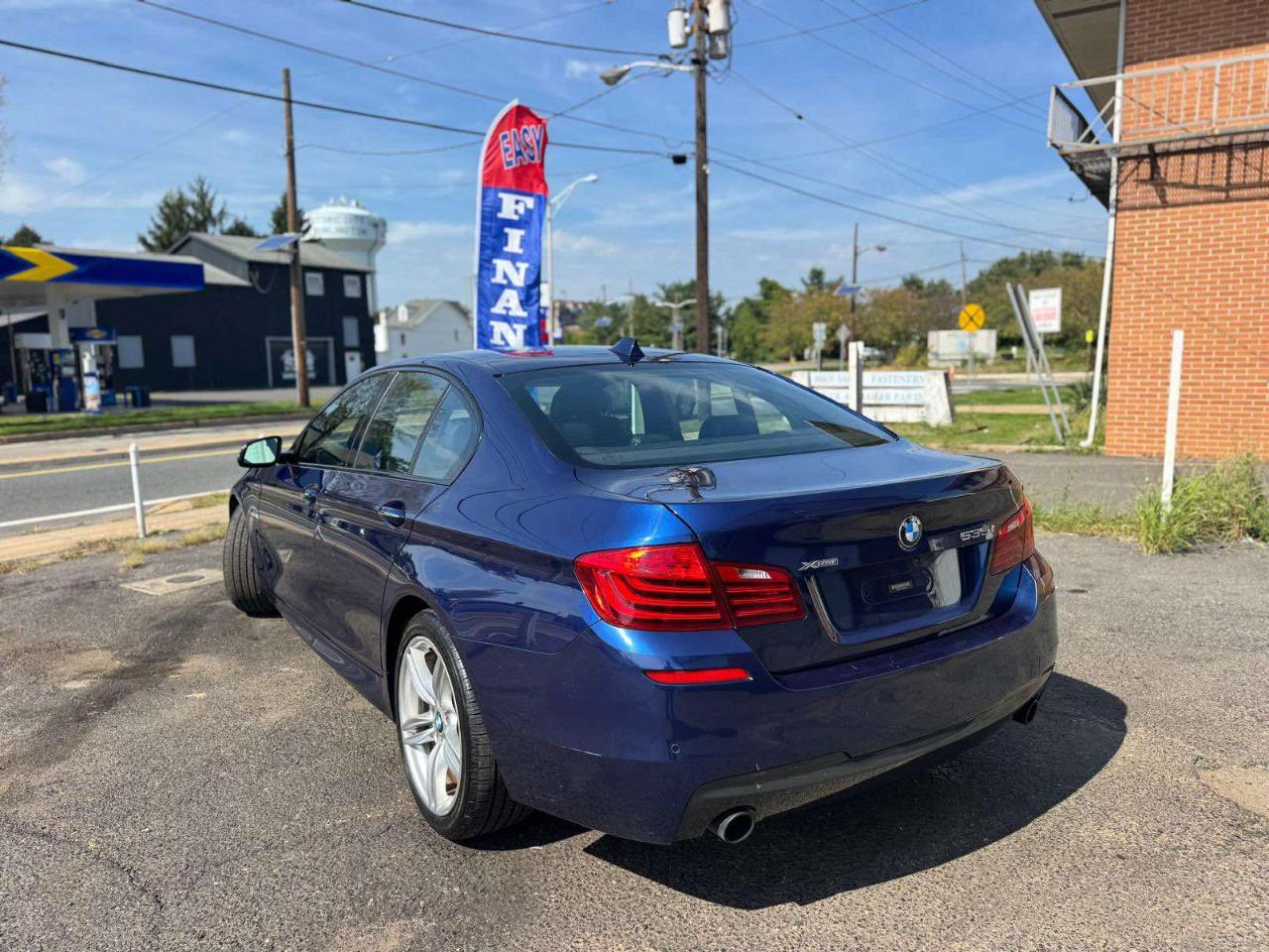 BMW 5 Series 4dr Sdn 535i xDrive AWD 2016