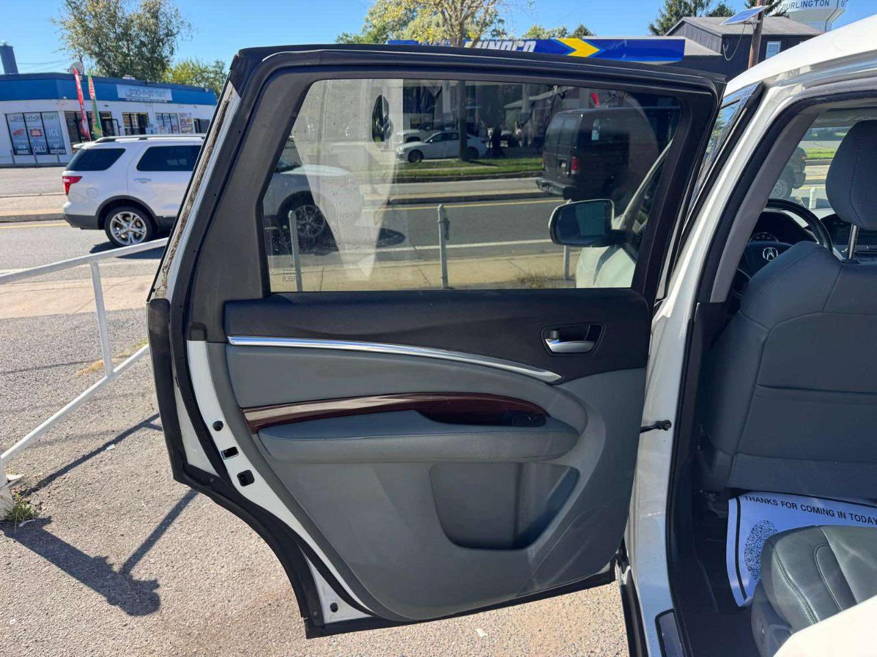 Acura MDX SH-AWD 4dr Tech Pkg 2014