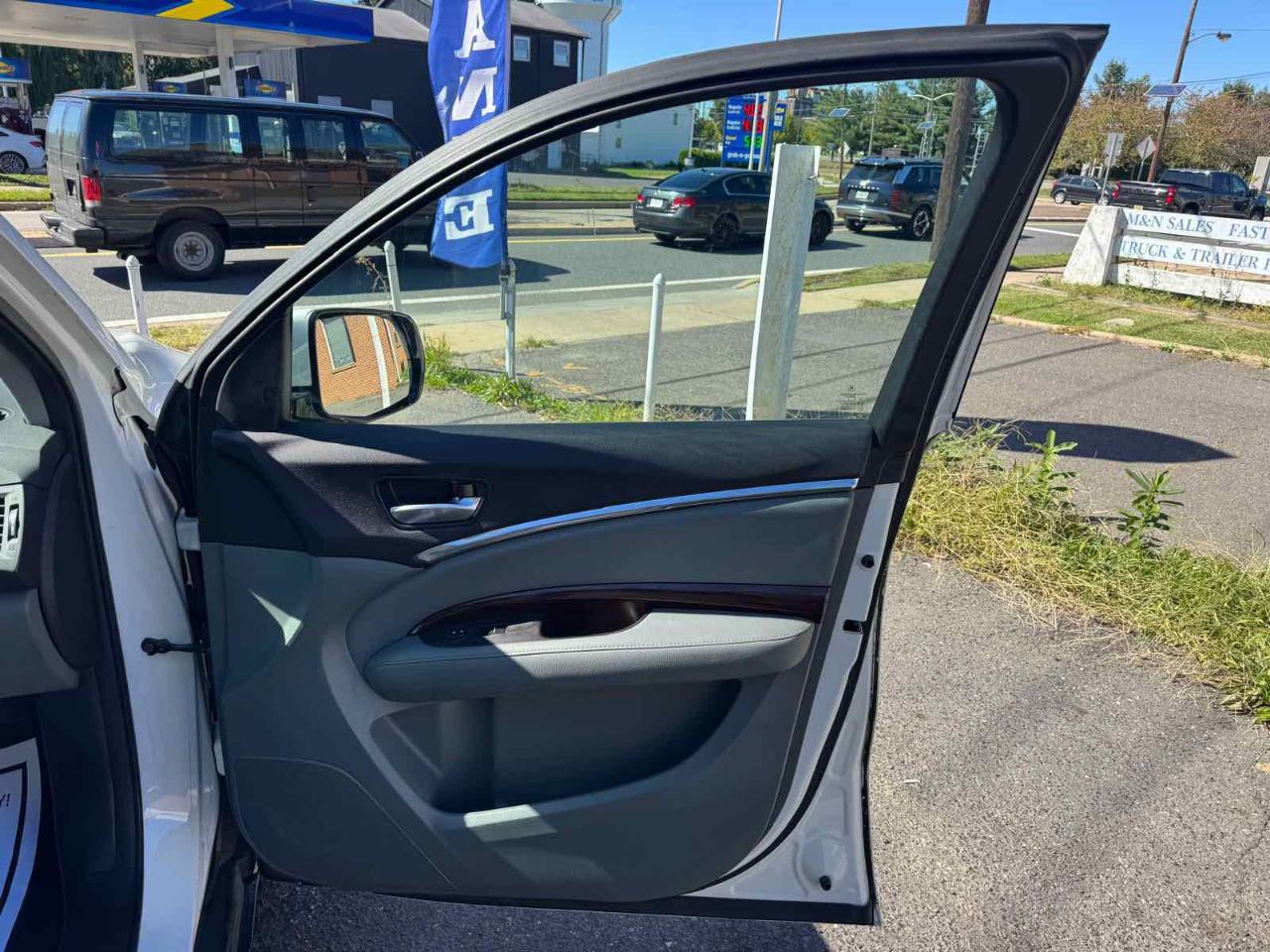 Acura MDX SH-AWD 4dr Tech Pkg 2014
