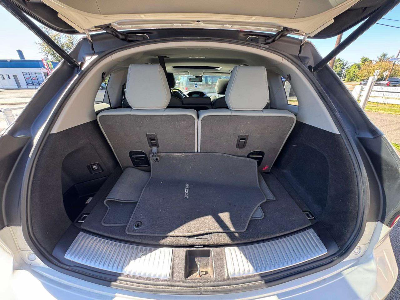 Acura MDX SH-AWD 4dr Tech Pkg 2014