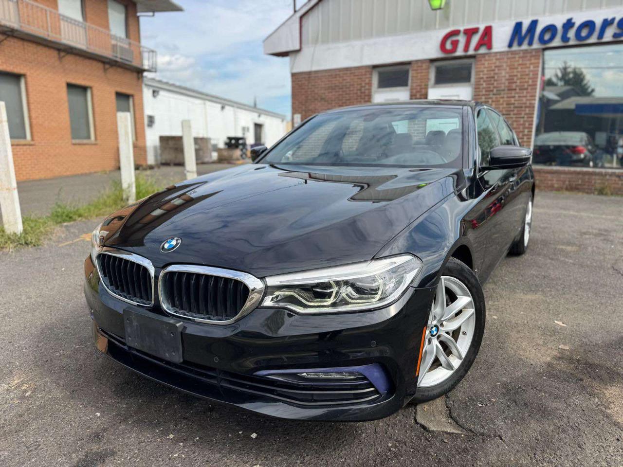 BMW 5 Series 530i xDrive Sedan 2017