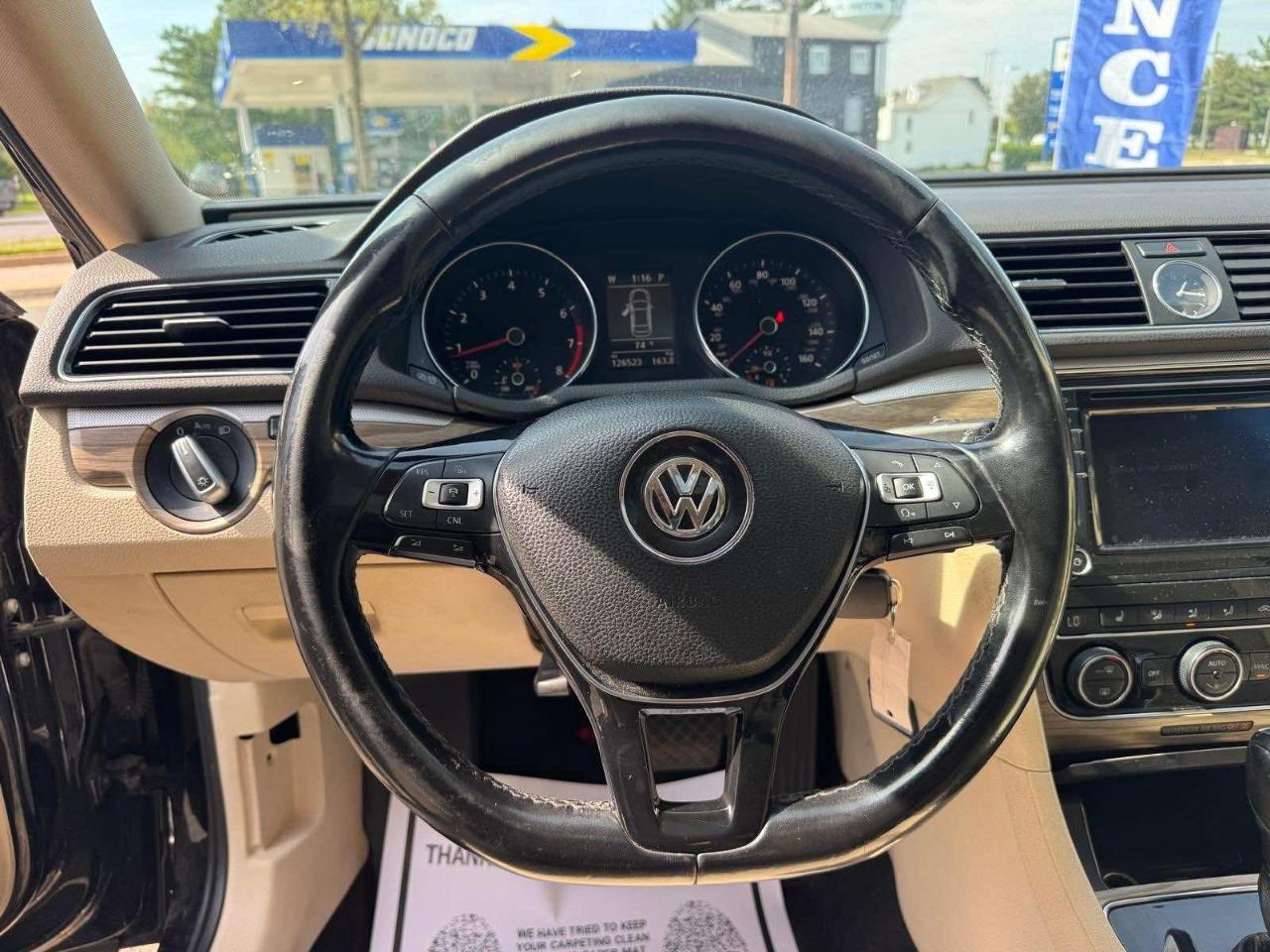 Volkswagen Passat 4dr Sdn 1.8T Auto SE PZEV 2016