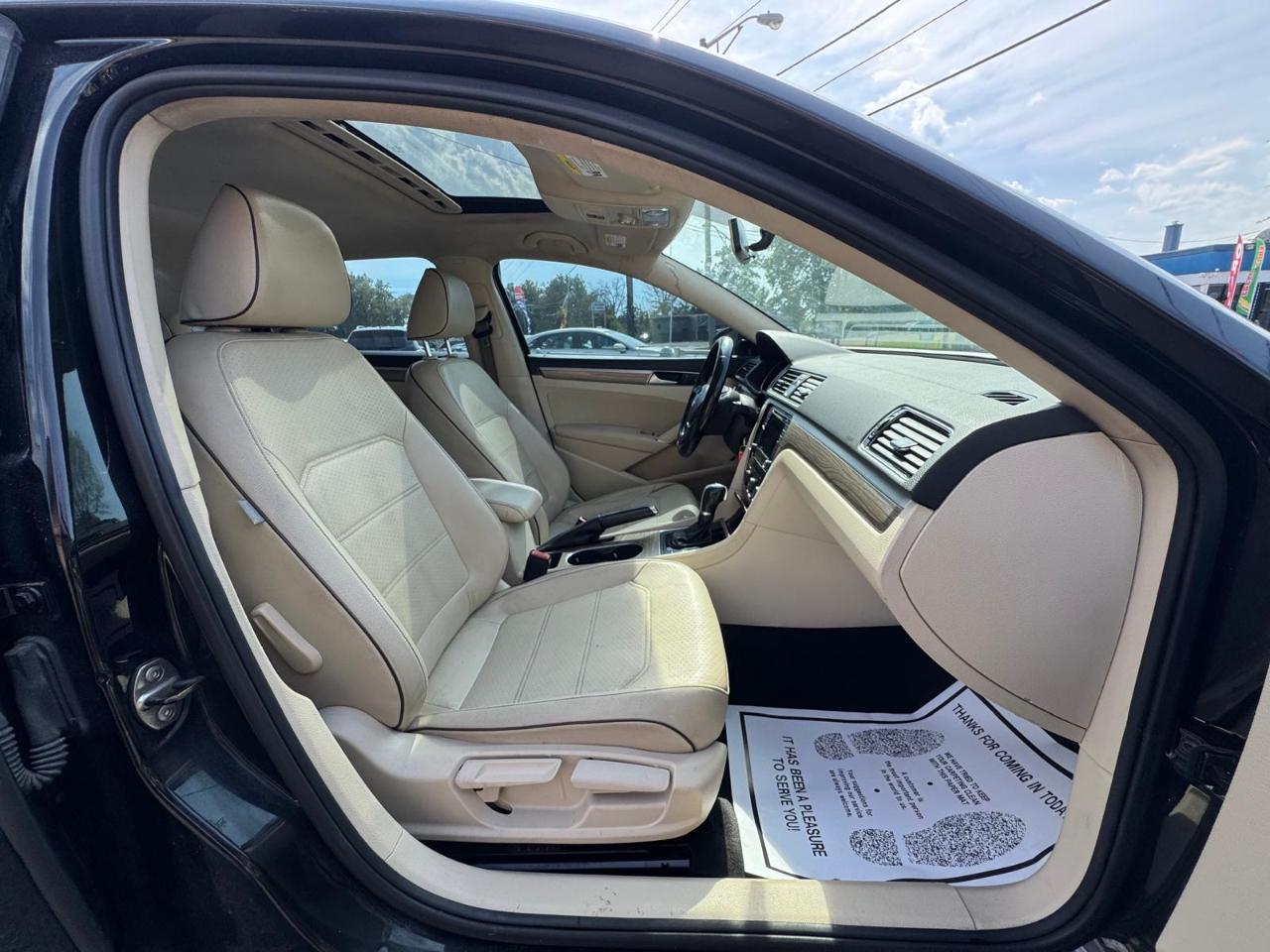 Volkswagen Passat 4dr Sdn 1.8T Auto SE PZEV 2016