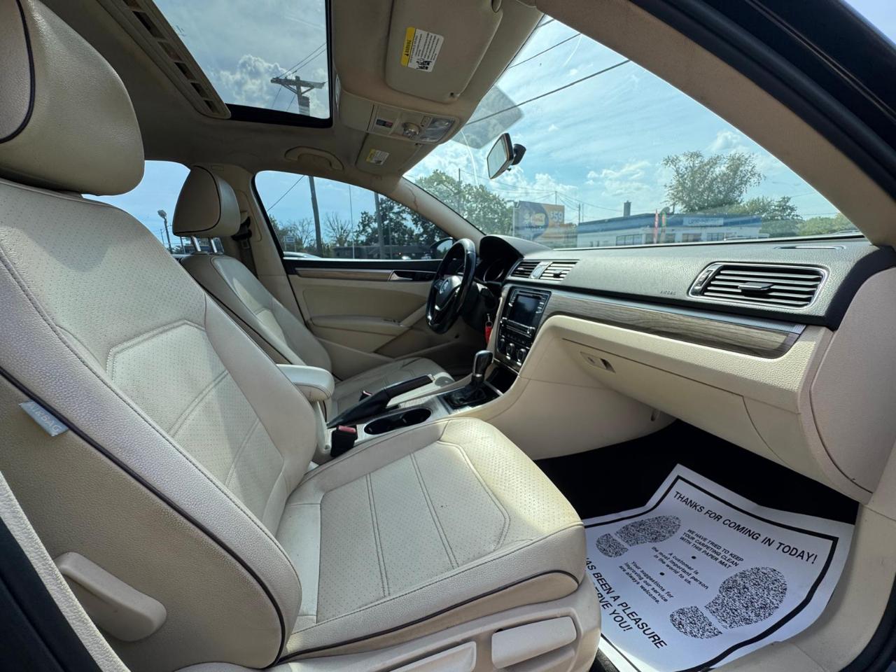 Volkswagen Passat 4dr Sdn 1.8T Auto SE PZEV 2016