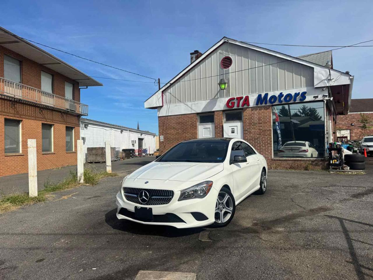 Mercedes-Benz CLA-Class 4dr Sdn CLA 250 FWD 2014