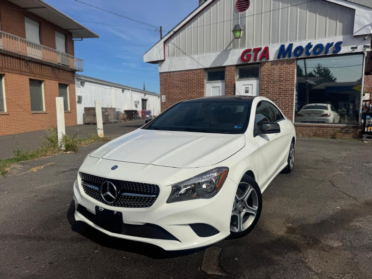 Mercedes-Benz CLA-Class 4dr Sdn CLA 250 FWD 2014
