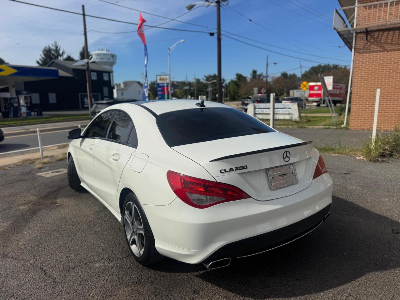 Mercedes-Benz CLA-Class 4dr Sdn CLA 250 FWD 2014