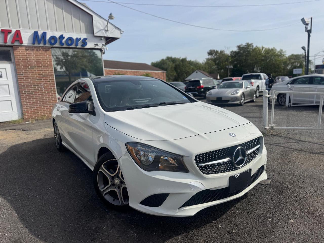 Mercedes-Benz CLA-Class 4dr Sdn CLA 250 FWD 2014