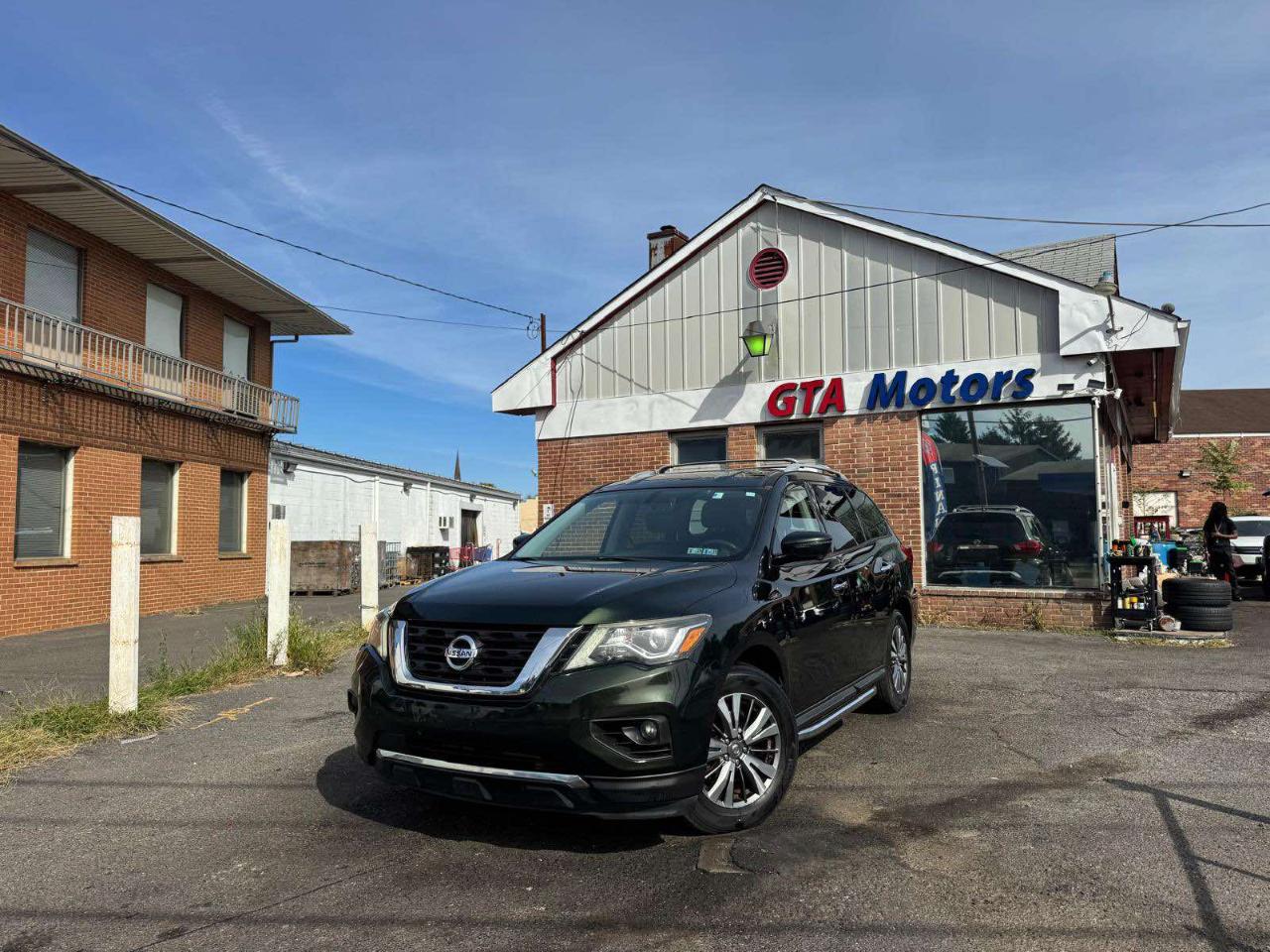 Nissan Pathfinder 4x4 SL 2018