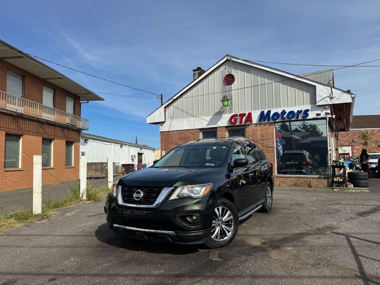 Nissan Pathfinder 4x4 SL 2018