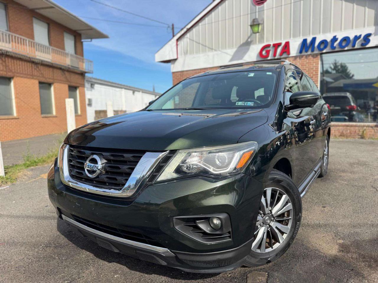 Nissan Pathfinder 4x4 SL 2018