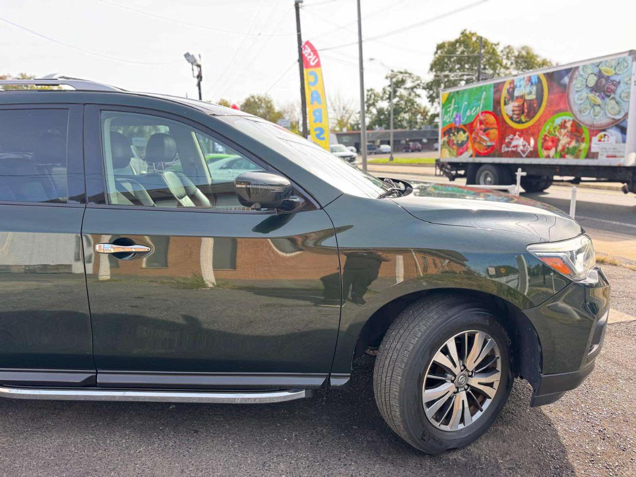 Nissan Pathfinder 4x4 SL 2018